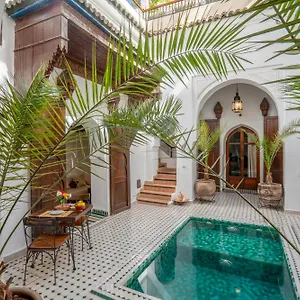 Nora *** Marrakesh